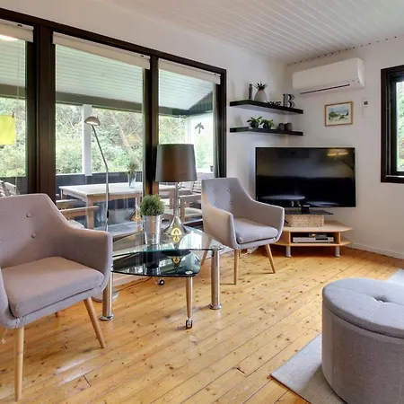 Hannu - 900m From The Sea By Interhome