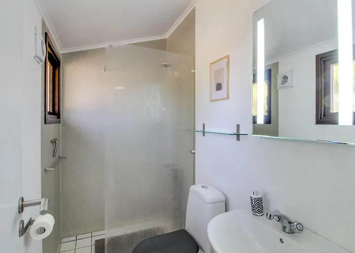 Hannu - 900m From The Sea By Interhome